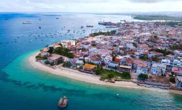 4 DAYS TREASURES OF INDIAN OCEAN MID-RANGE
